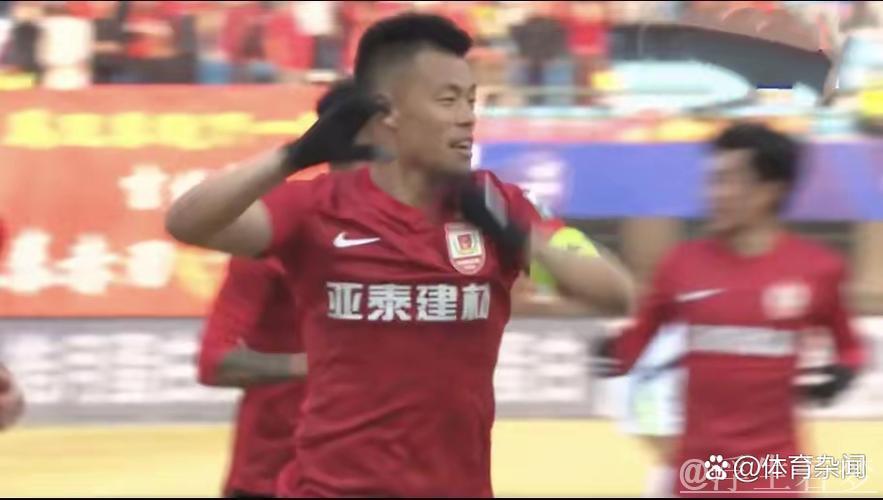 谭龙破门帕拉西奥斯回应 长春亚泰战平武汉三镇1-1 谭龙破门帕拉西奥斯回应 长春亚泰战平武汉三镇1-1