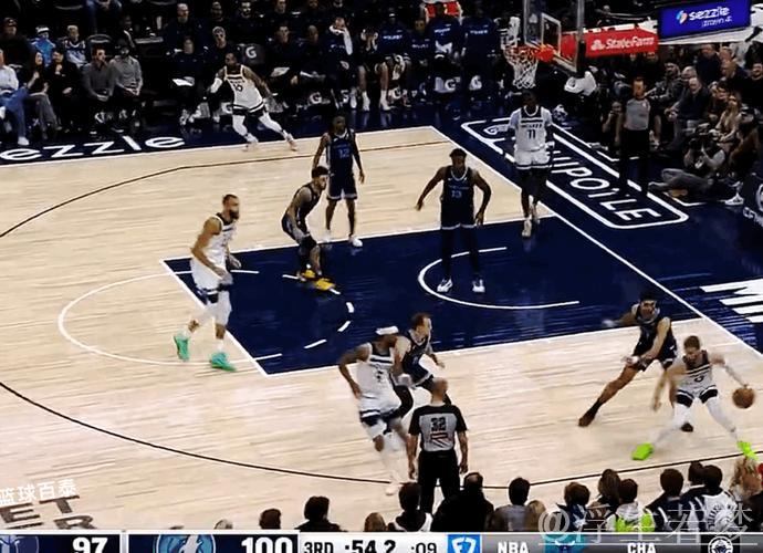 康利妙传 戈贝尔大步轰炸篮筐